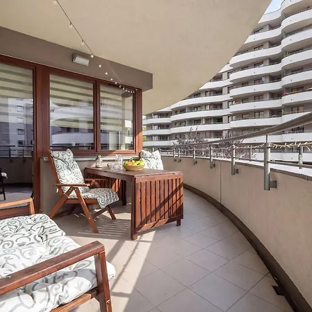 Spacious Apartment Large Balcony & Parking Krakow Dobrego Pasterza 118 By Heyrent *