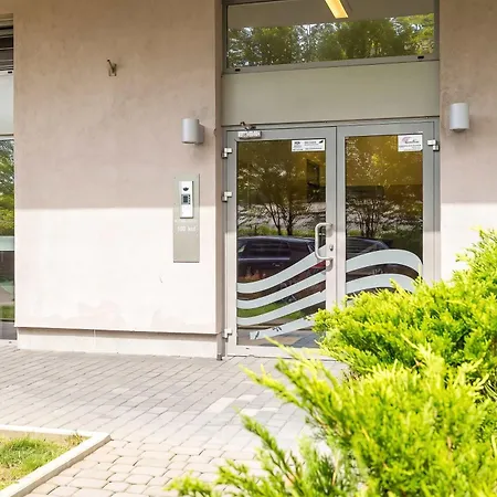 Spacious Apartment Large Balcony & Parking Krakow Dobrego Pasterza 118 By Heyrent